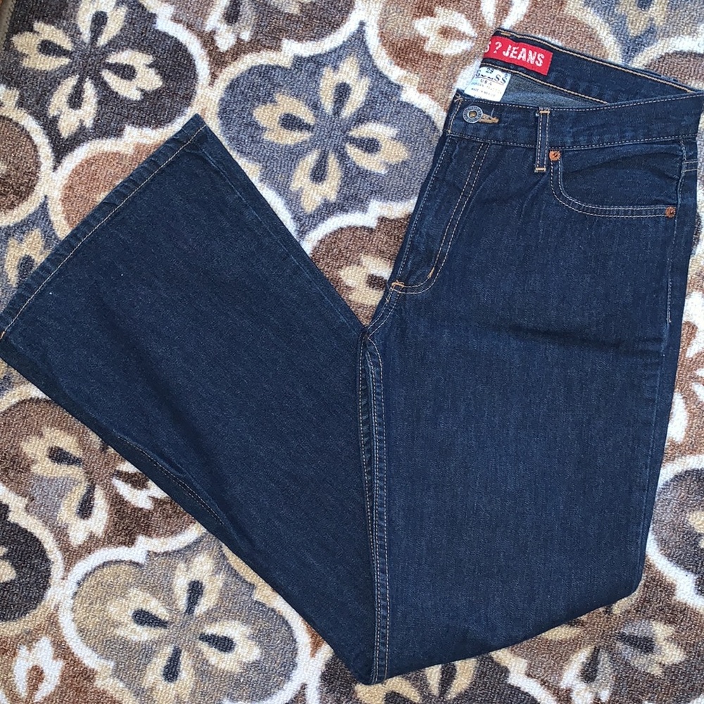 Guess Flare Jeans - Picture 11 of 11